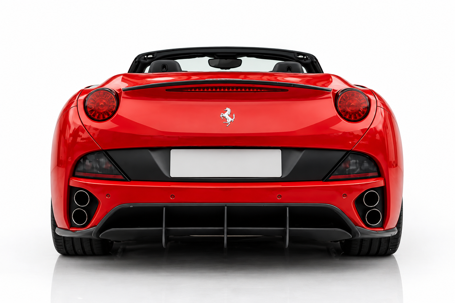 Ferrari California T hátulról – kabrió sportautó bérlés Budapesten