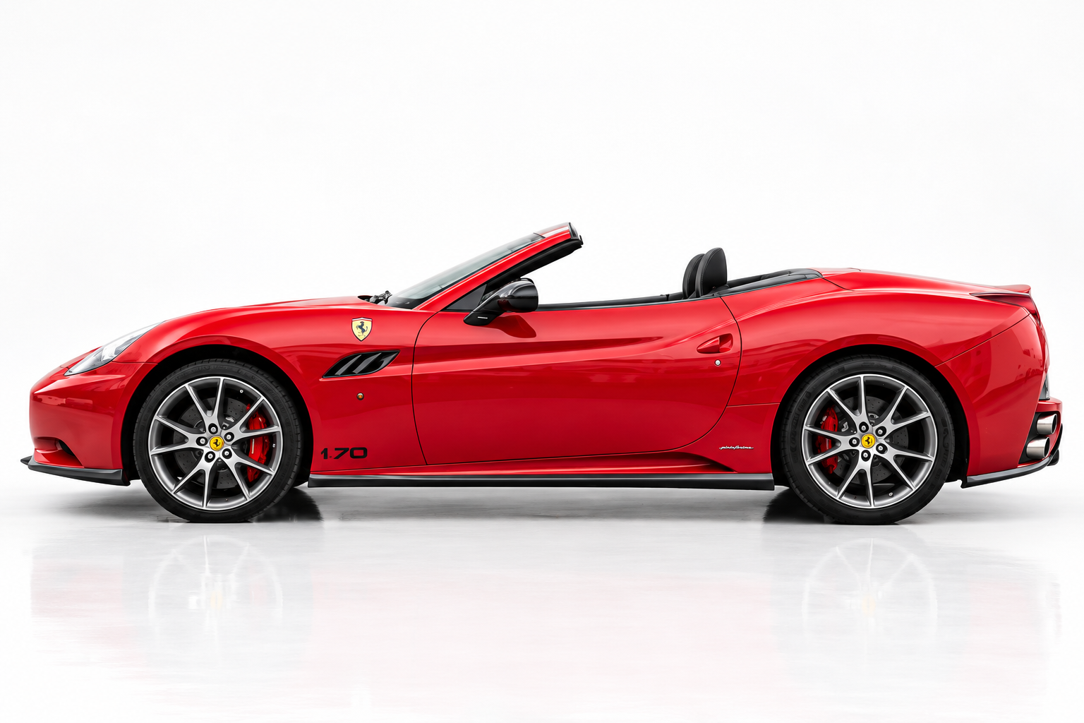Ferrari California T oldalnézet – kabrió sportautó bérlés Budapesten