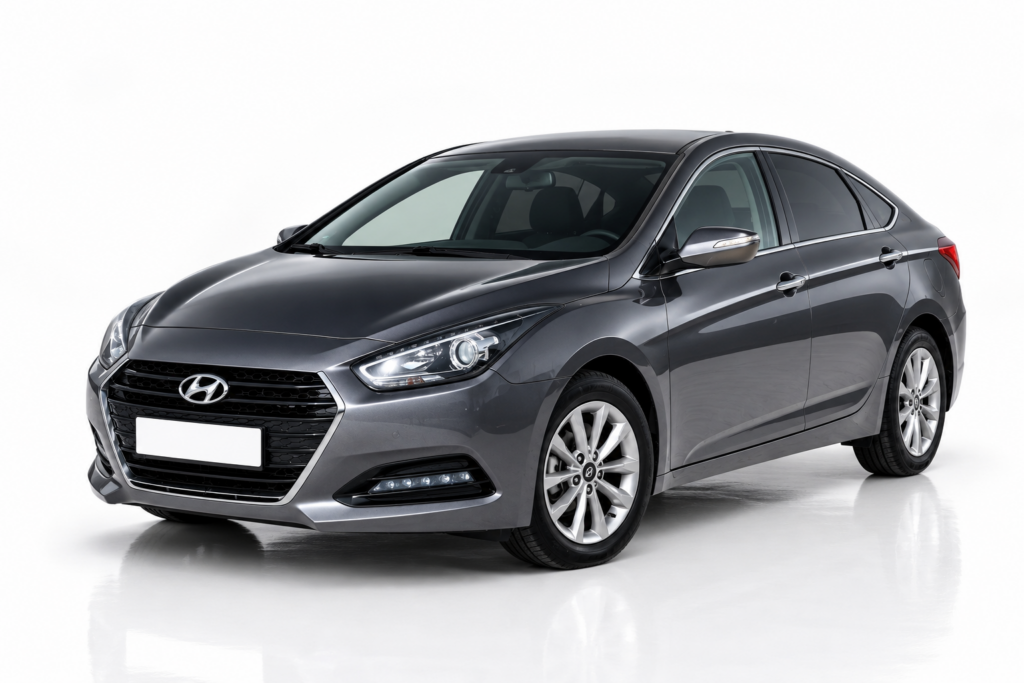 Hyundai i40 elölről, félprofilból – bérlés Budapesten