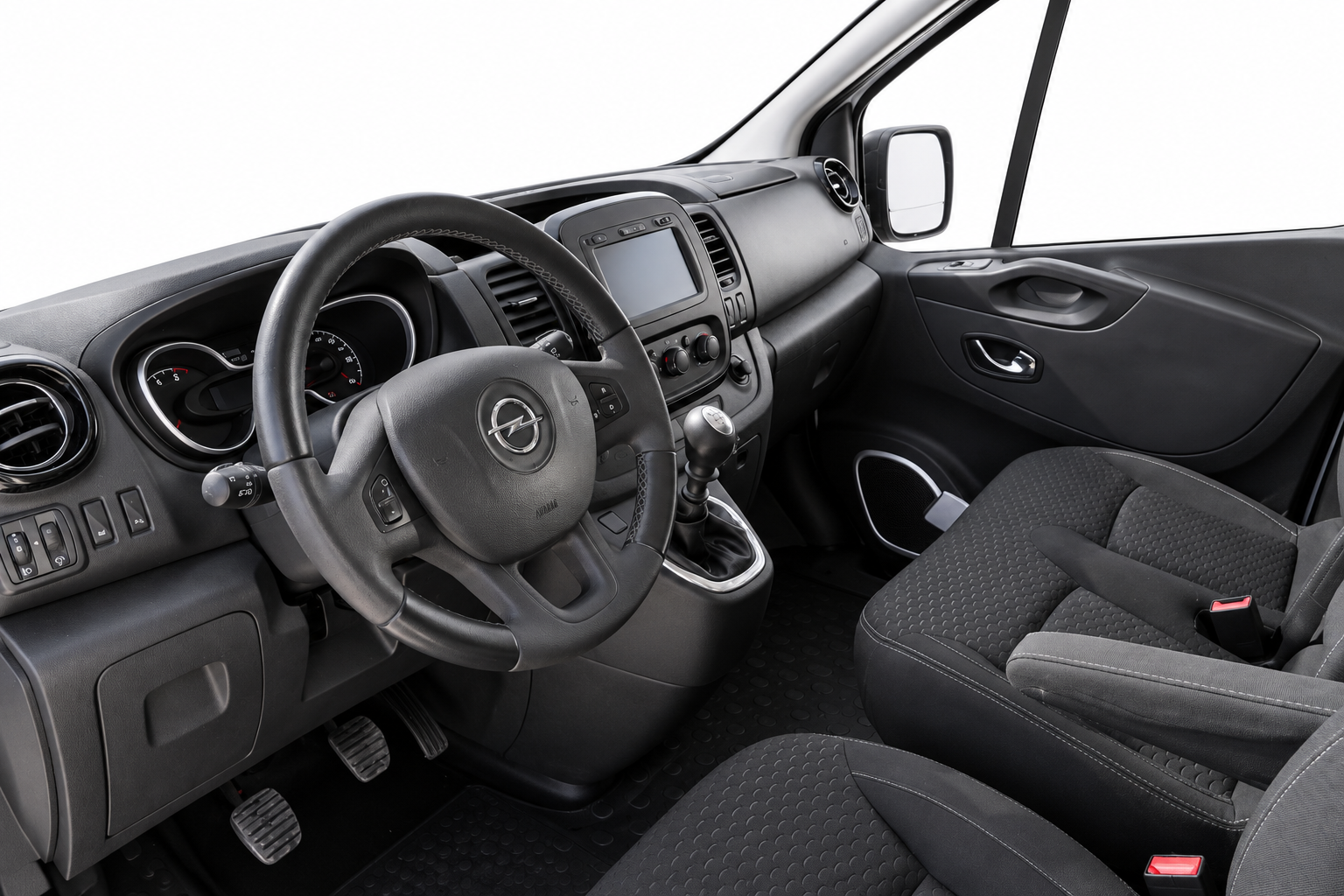 Opel Vivaro vezetőfülke – kisbusz bérlés Budapesten